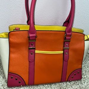 Hand bag